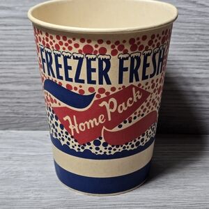 1960s NOS Freezer Fresh Malts Shakes Waxed Paper Quart Cup Original Ice Cream